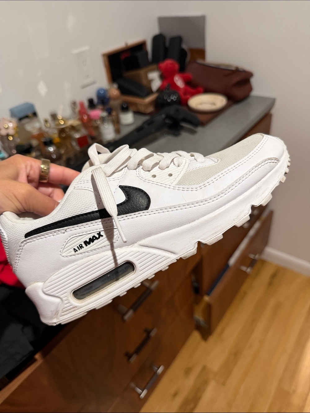Nike White and Black Air Max Low-Top Sneakers